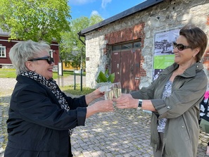 Paula sai pj. Sirkulta kieloja merkkipäivän kunniaksi